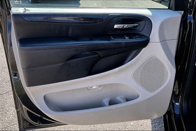 2015 Dodge Grand Caravan SE