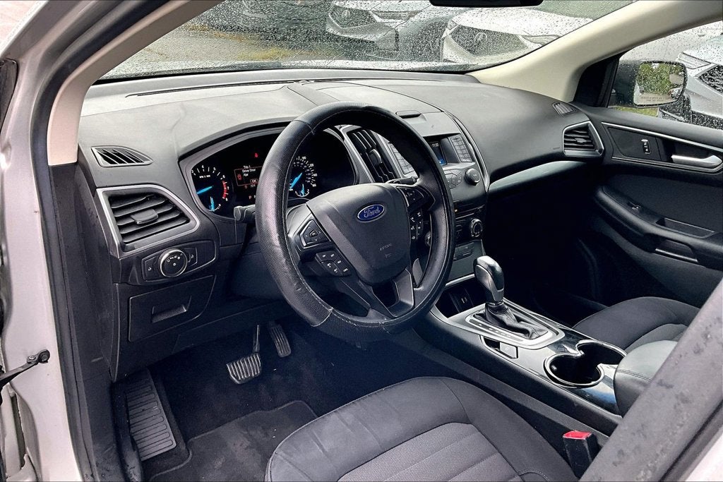 2016 Ford Edge SE