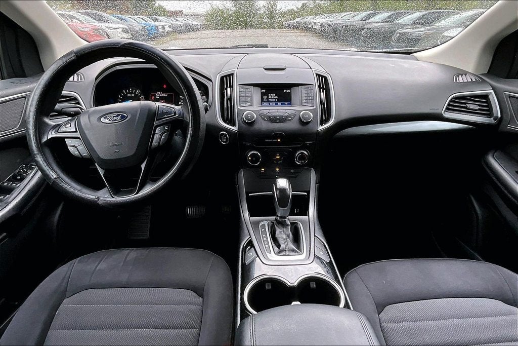 2016 Ford Edge SE