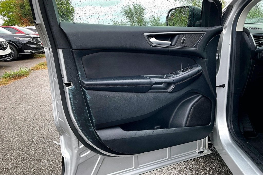 2016 Ford Edge SE