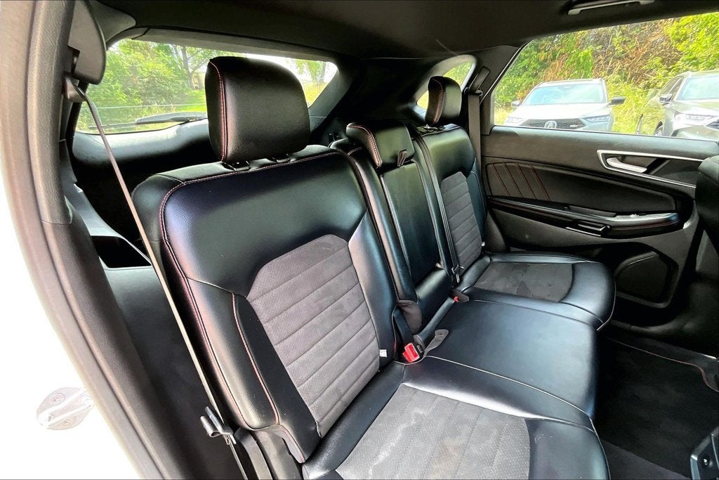 2024 Ford Edge ST Line