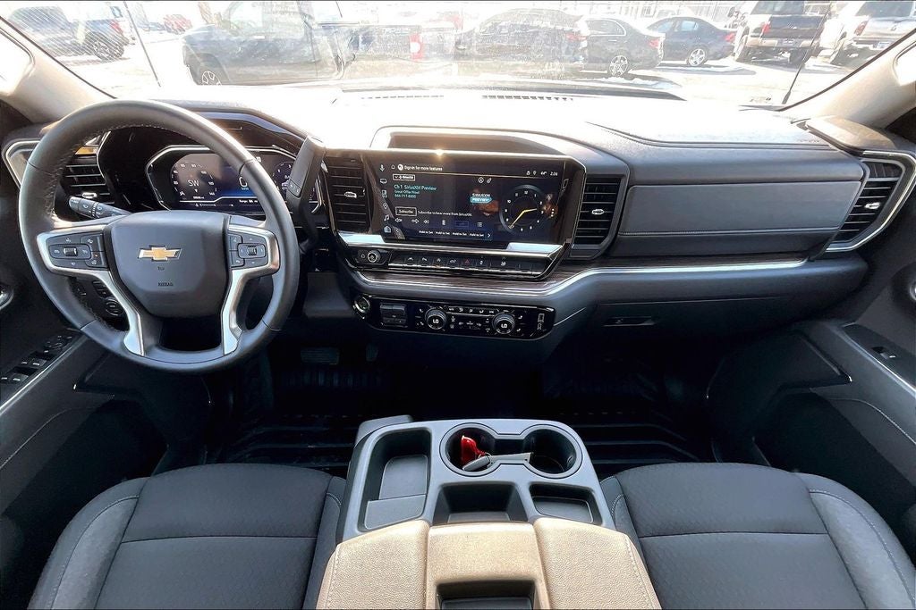 2025 Chevrolet Silverado 1500 LT