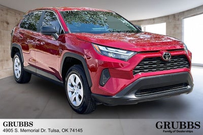 2024 Toyota RAV4 LE