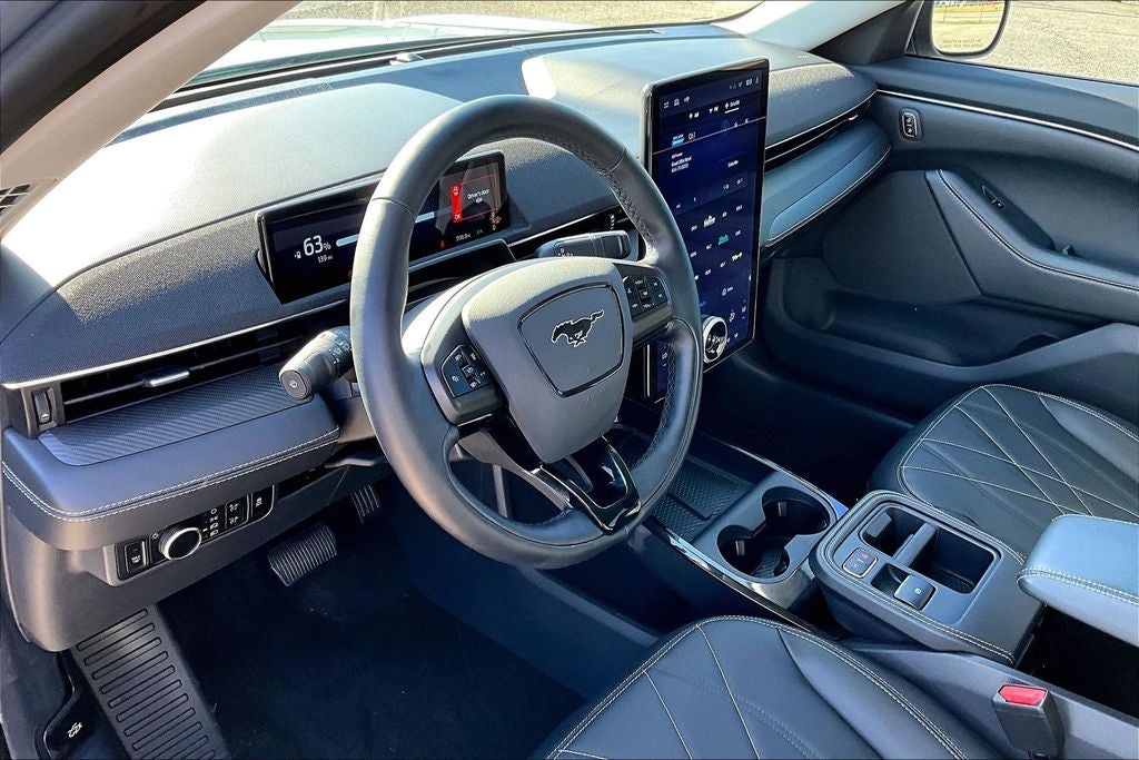 2025 Ford Mustang Mach-E Select