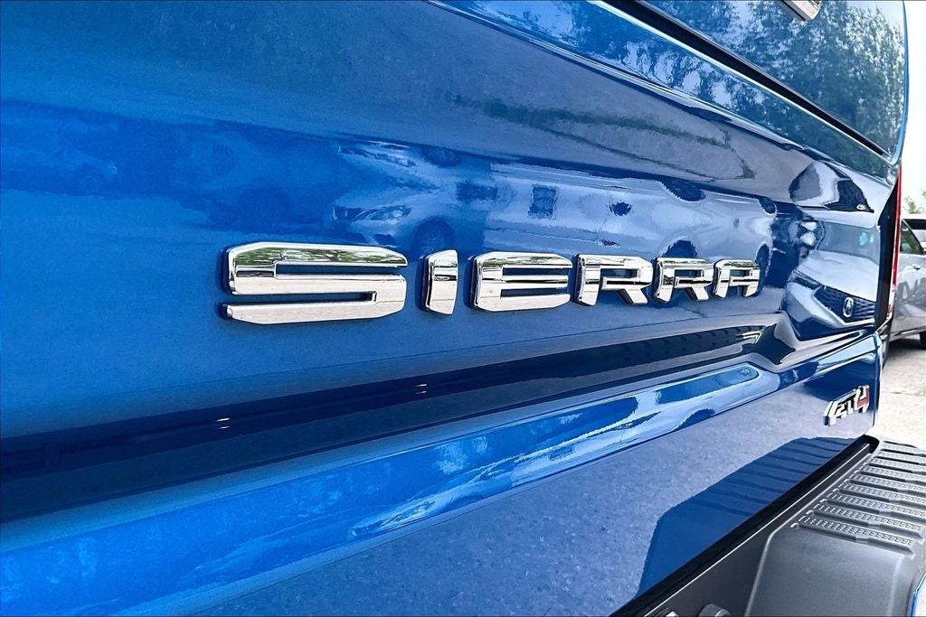 2023 GMC Sierra 1500 AT4