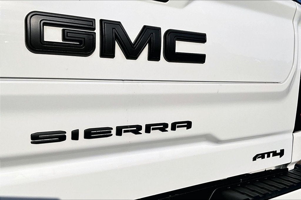2023 GMC Sierra 1500 AT4