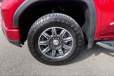 2025 GMC Sierra 1500 AT4