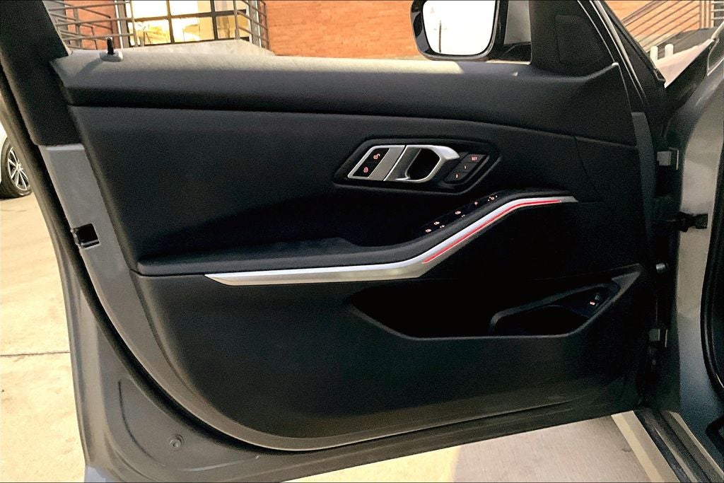 2023 BMW 3 Series 330i xDrive