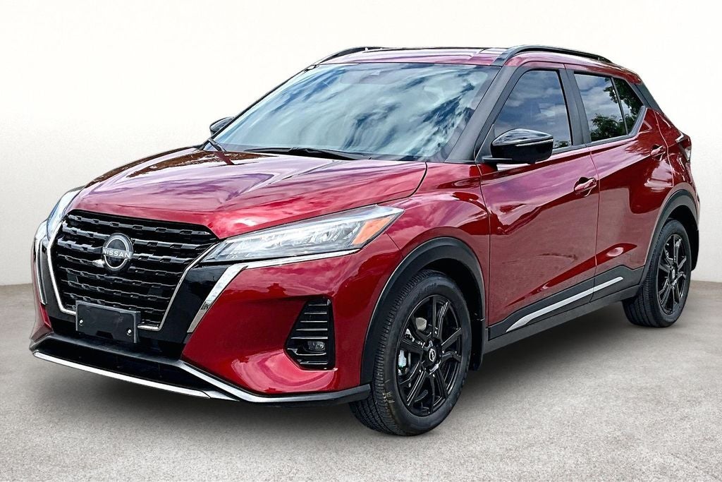 2024 Nissan Kicks SR