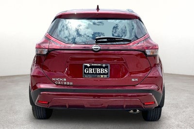 2024 Nissan Kicks SR