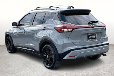 2021 Nissan Kicks SR