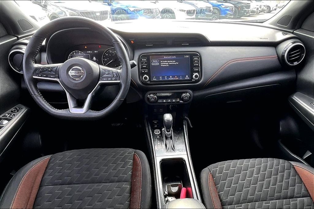 2021 Nissan Kicks SR