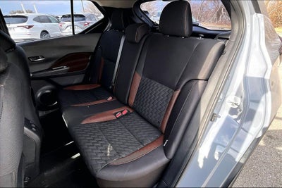 2021 Nissan Kicks SR