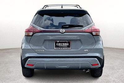 2021 Nissan Kicks SR