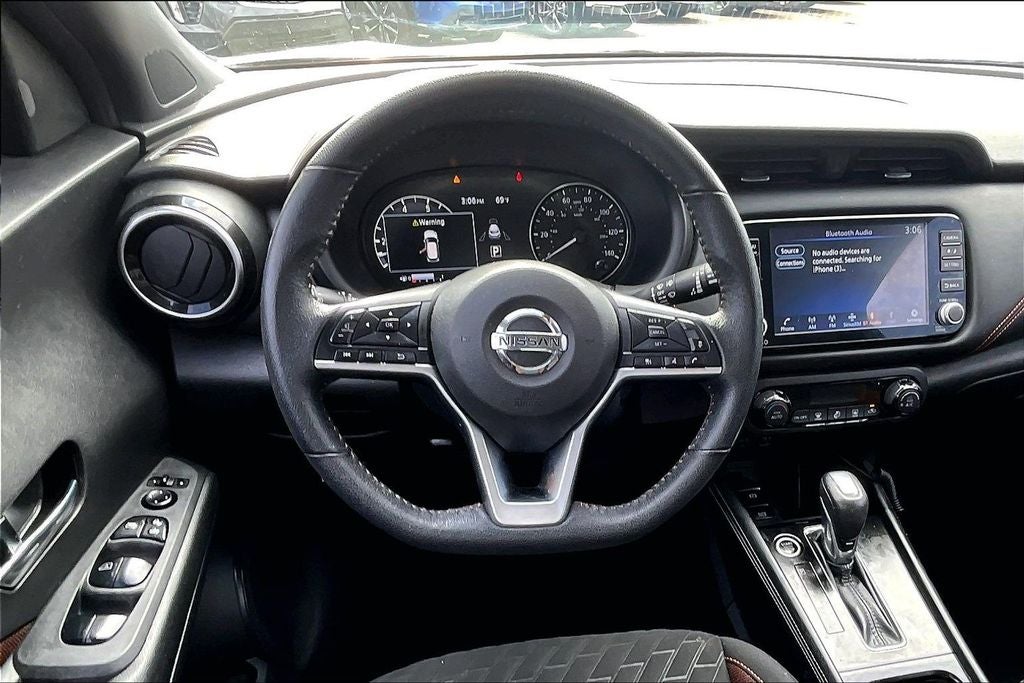 2021 Nissan Kicks SR