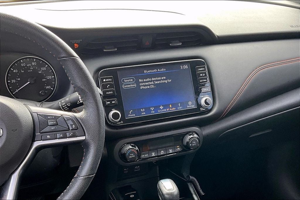 2021 Nissan Kicks SR