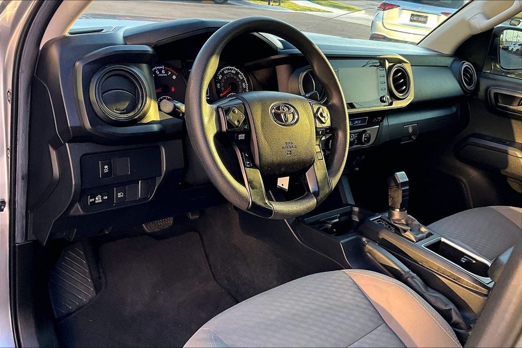 2022 Toyota Tacoma SR V6