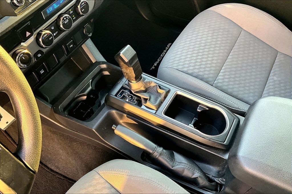 2022 Toyota Tacoma SR V6