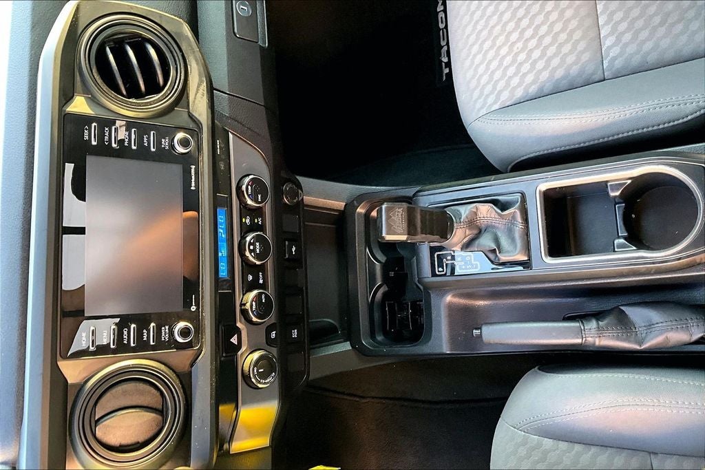 2022 Toyota Tacoma SR V6