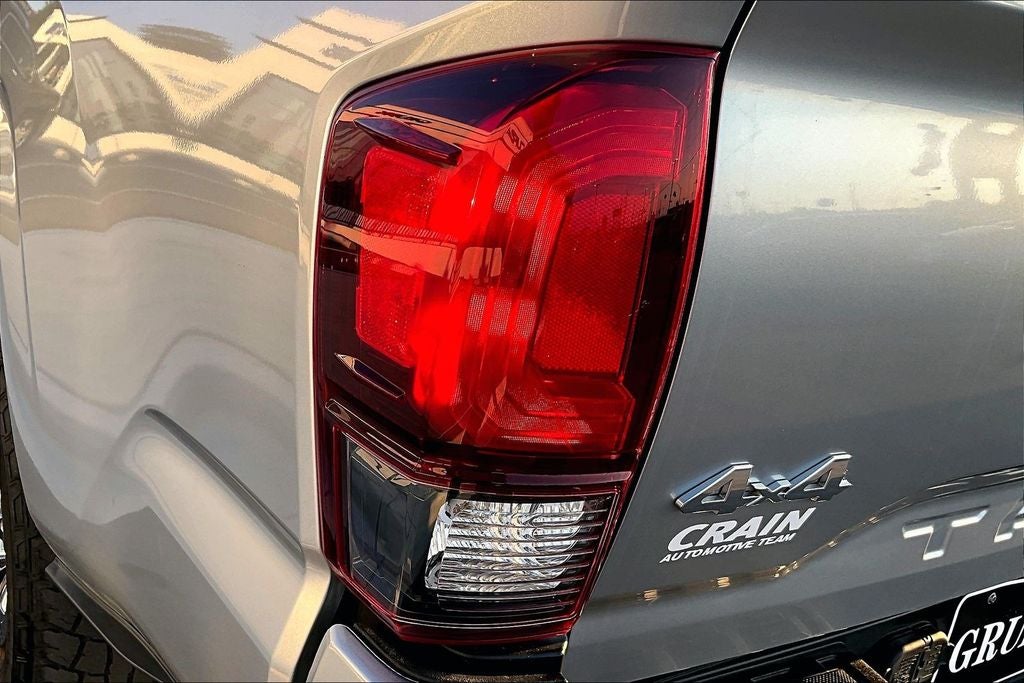 2022 Toyota Tacoma SR V6