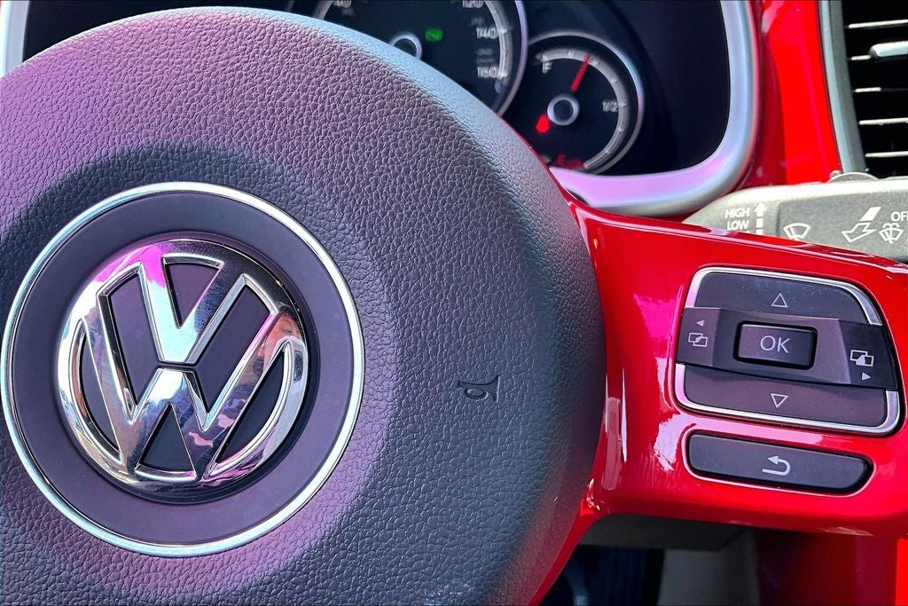 2019 Volkswagen Beetle Convertible Base