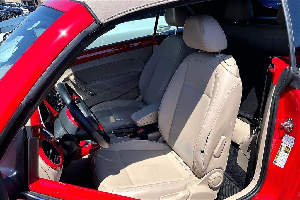 2019 Volkswagen Beetle Convertible Base
