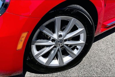 2019 Volkswagen Beetle Convertible Base