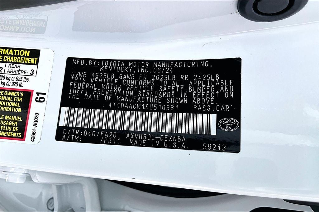 2025 Toyota Camry SE