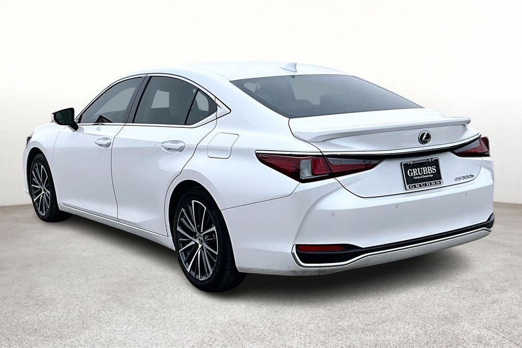 2024 Lexus ES 300h