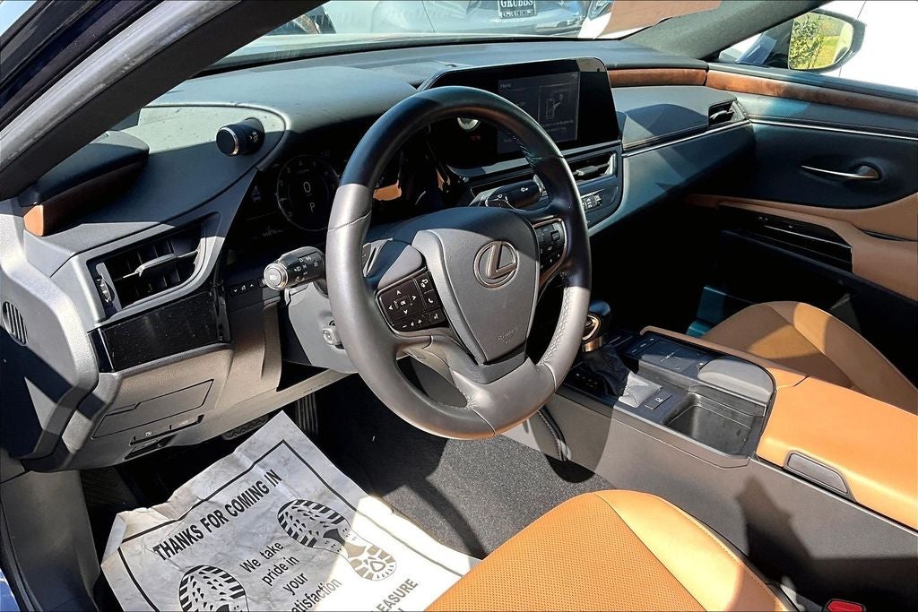 2022 Lexus ES 350