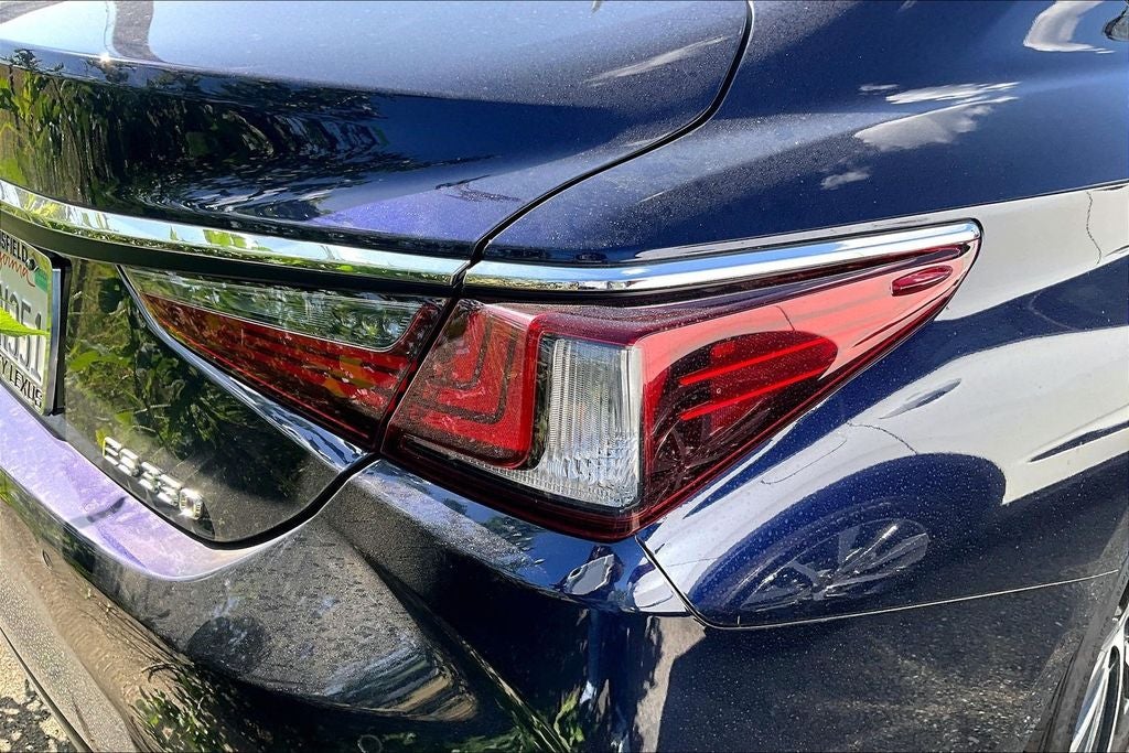 2022 Lexus ES 350