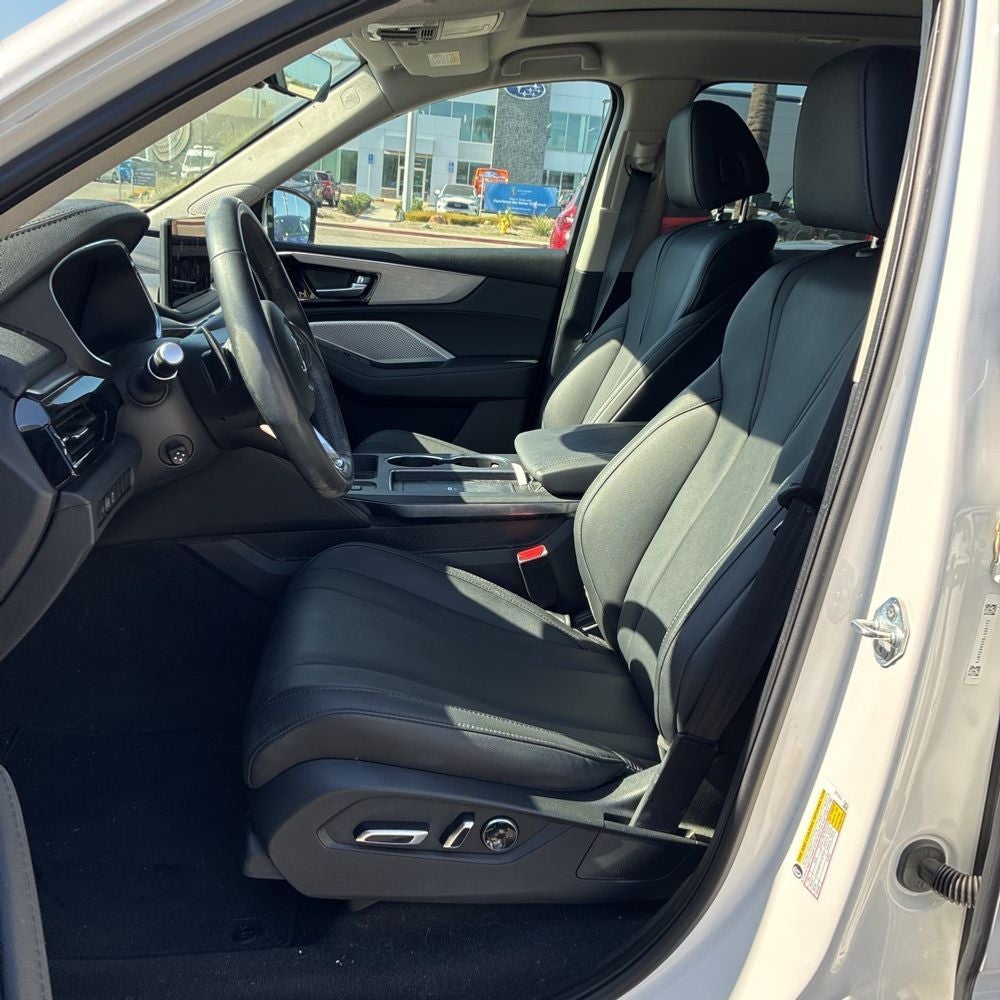 2025 Acura MDX Base