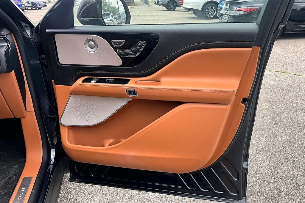2023 Lincoln Aviator Black Label
