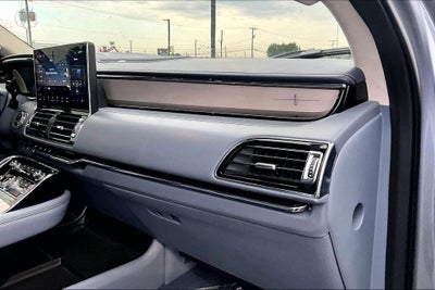 2024 Lincoln Navigator L Black Label