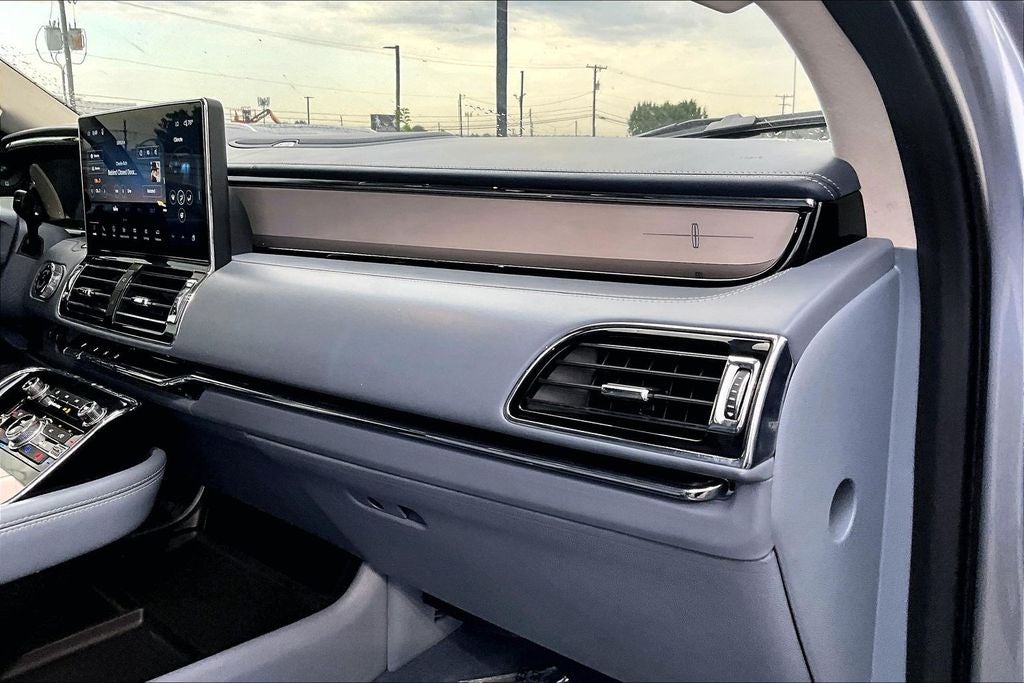 2024 Lincoln Navigator L Black Label