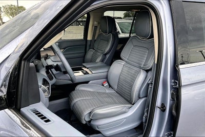 2024 Lincoln Navigator L Black Label