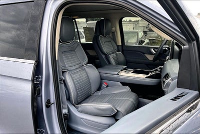 2024 Lincoln Navigator L Black Label