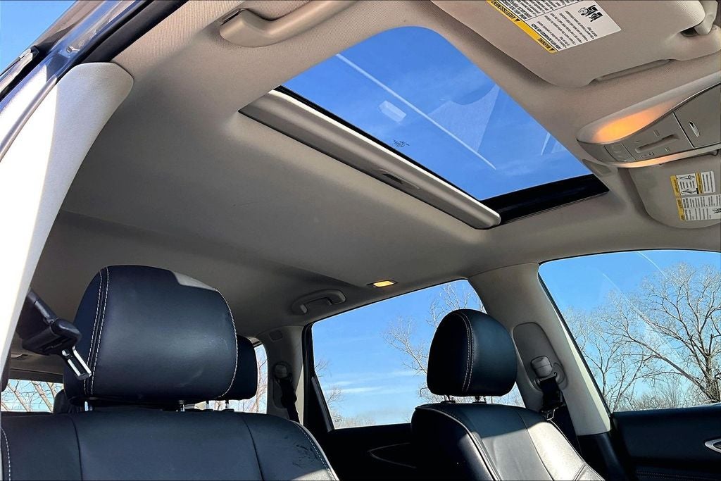 2019 INFINITI QX60 LUXE