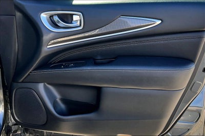 2019 INFINITI QX60 LUXE