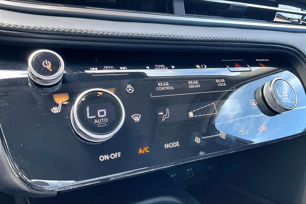 2023 INFINITI QX60 PURE