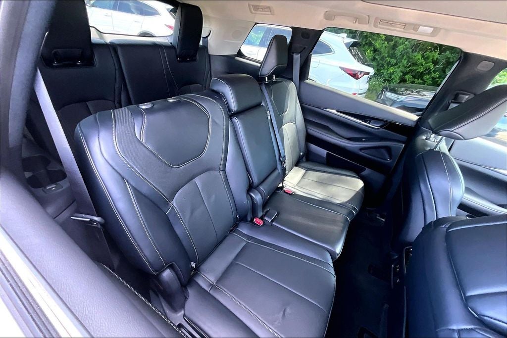 2023 INFINITI QX60 PURE