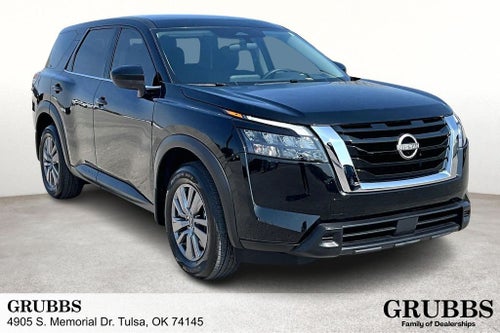 2025 Nissan Pathfinder S