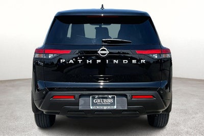 2025 Nissan Pathfinder S