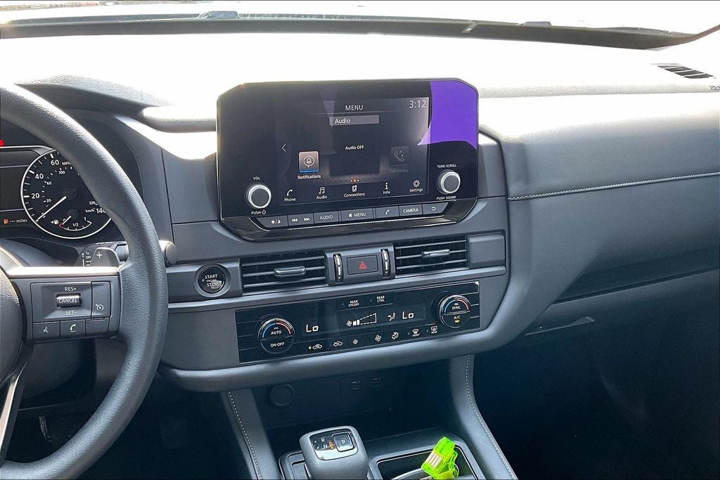 2025 Nissan Pathfinder S