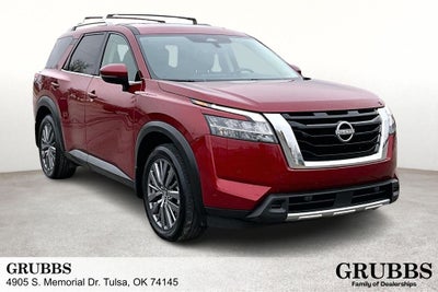 2024 Nissan Pathfinder SL