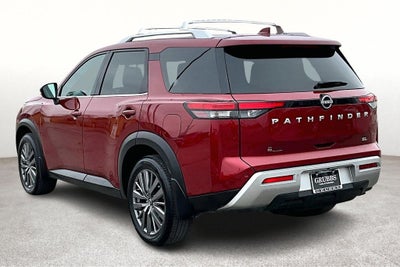 2024 Nissan Pathfinder SL