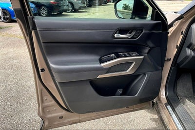 2024 Nissan Pathfinder Platinum