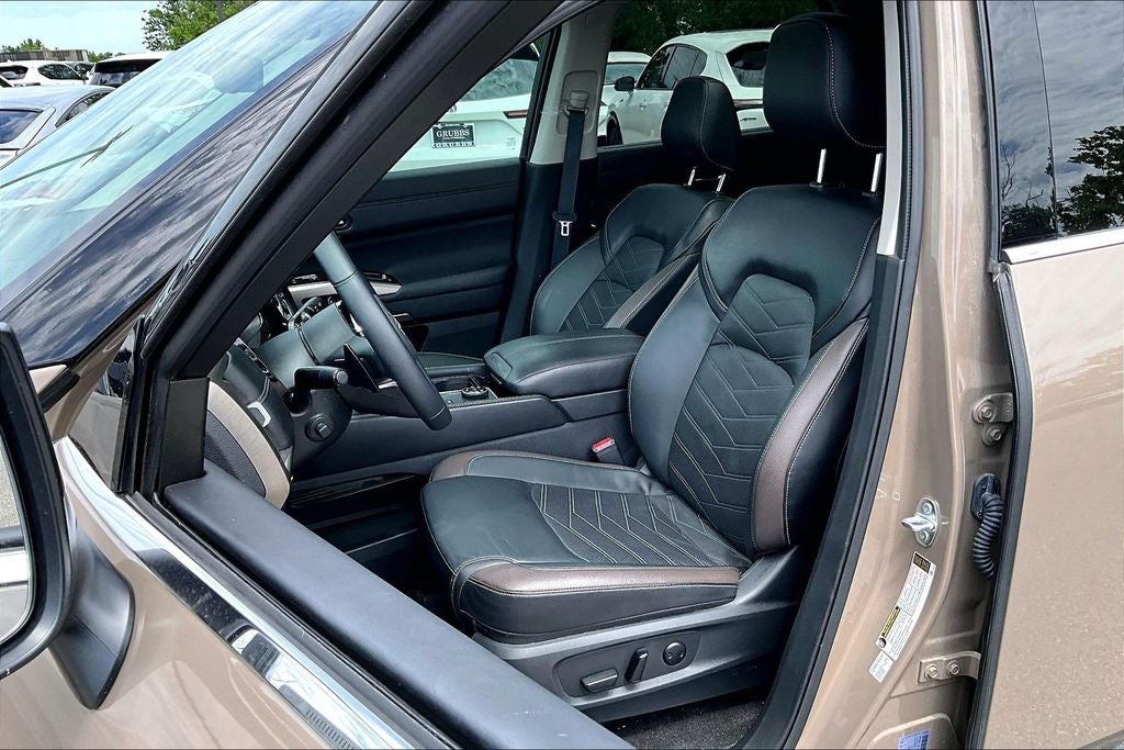 2024 Nissan Pathfinder Platinum