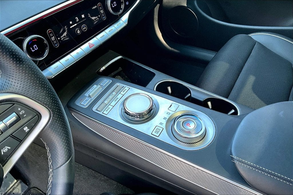 2024 Genesis GV70 2.5T
