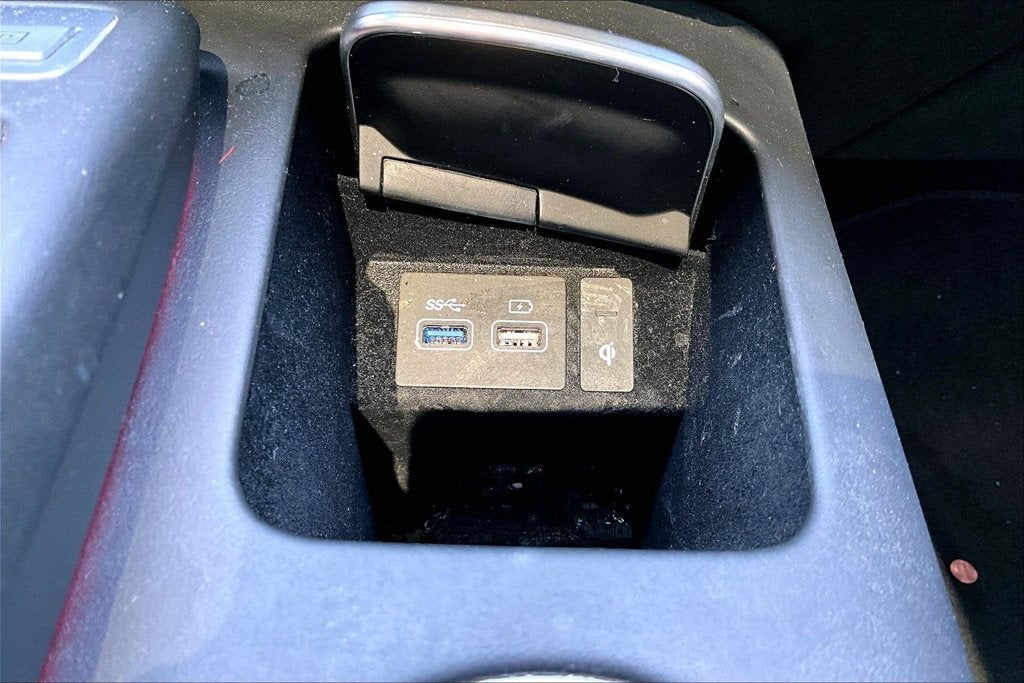 2024 Genesis GV70 2.5T